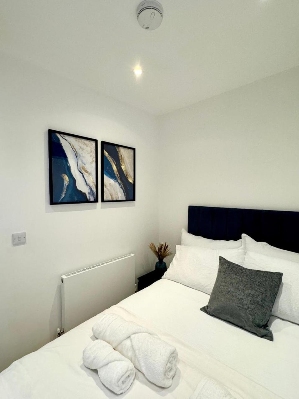 Luxury 2 Bedroom Apartment In Central Croydon With Free Parking Exterior photo