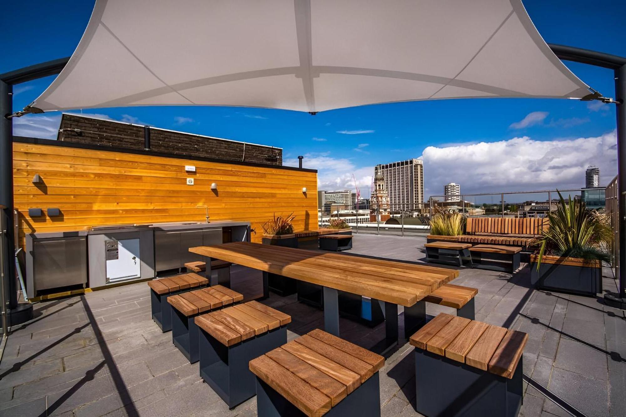 Luxury 2 Bedroom Apartment In Central Croydon With Free Parking Exterior photo